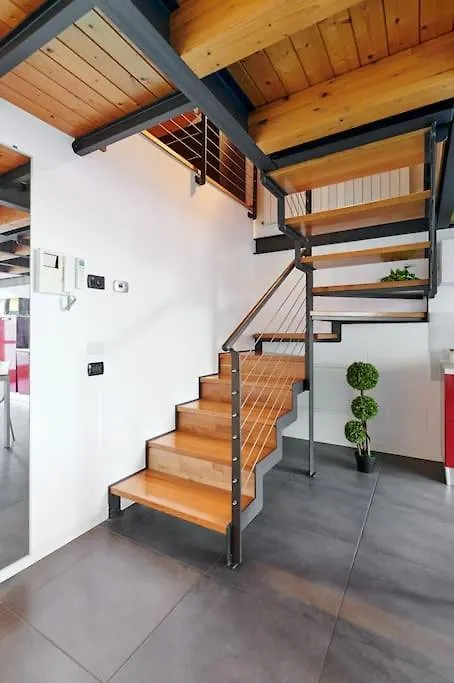Airport 8 MinLoft-Free Parking Apartment Bergamo